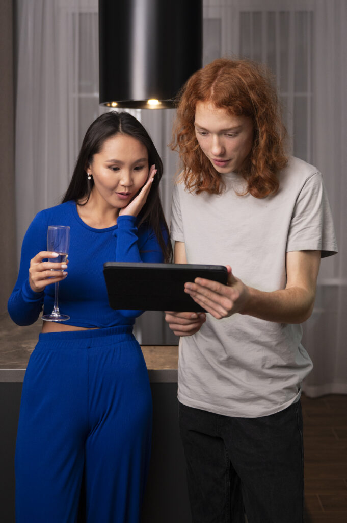 medium-shot-friends-reading-messages